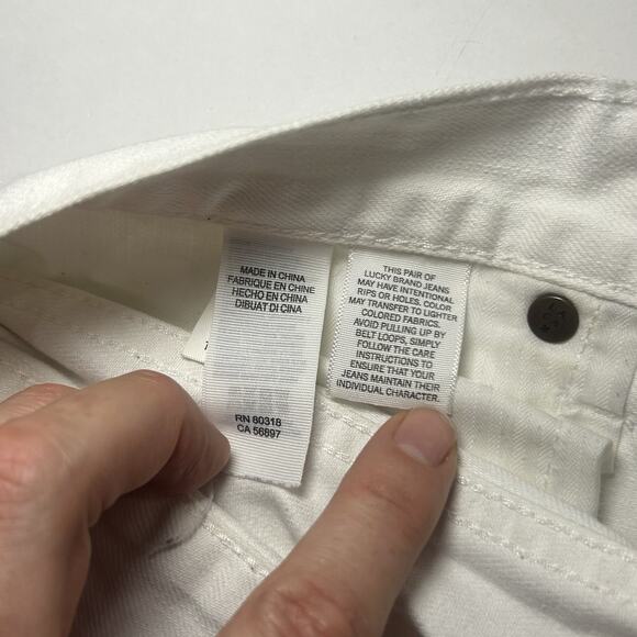 Lucky Brand Cut Off White Denim Shorts Size 6 Relaxed Raw Hem Women - Picture 6 of 10